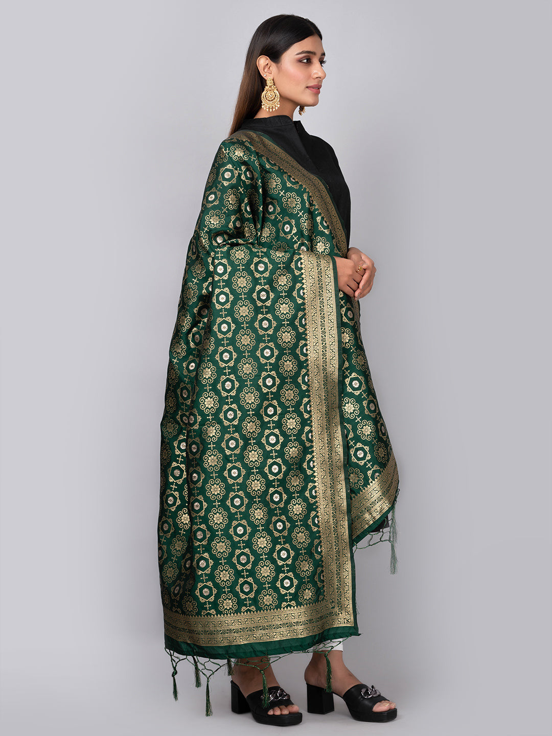 Banarasi Jacquard Weave Dupatta (BSD-10) | Ivaara.