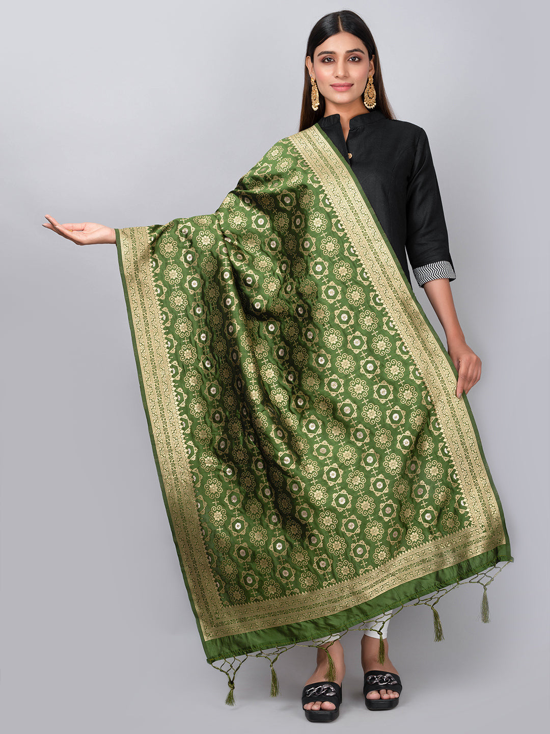 Banarasi Jacquard Weave Dupatta (BSD-11) | Ivaara.