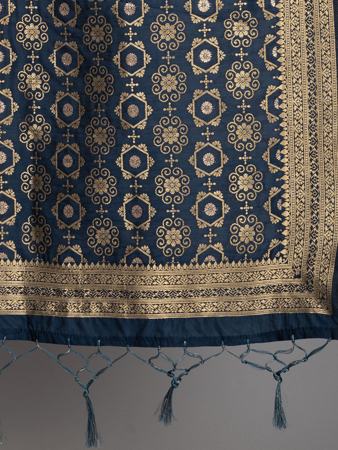 Banarasi Jacquard Weave Dupatta (BSD-15) | Ivaara.