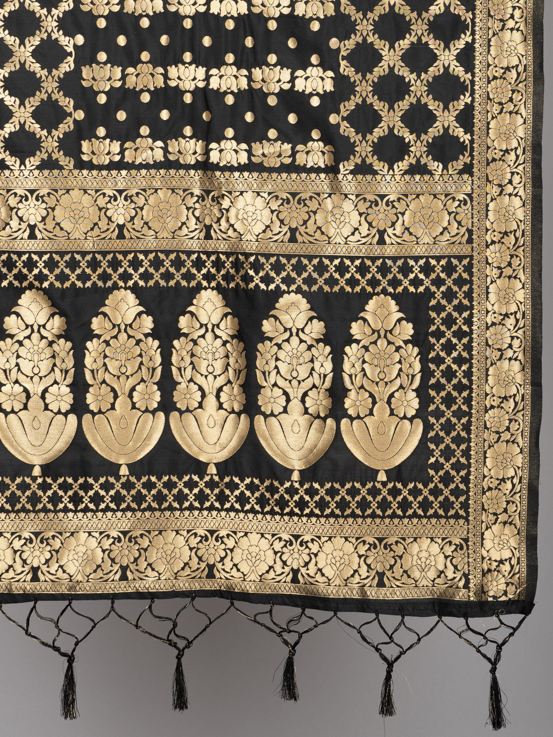 Banarasi Jacquard Weave Dupatta (BSD-17) | Ivaara.