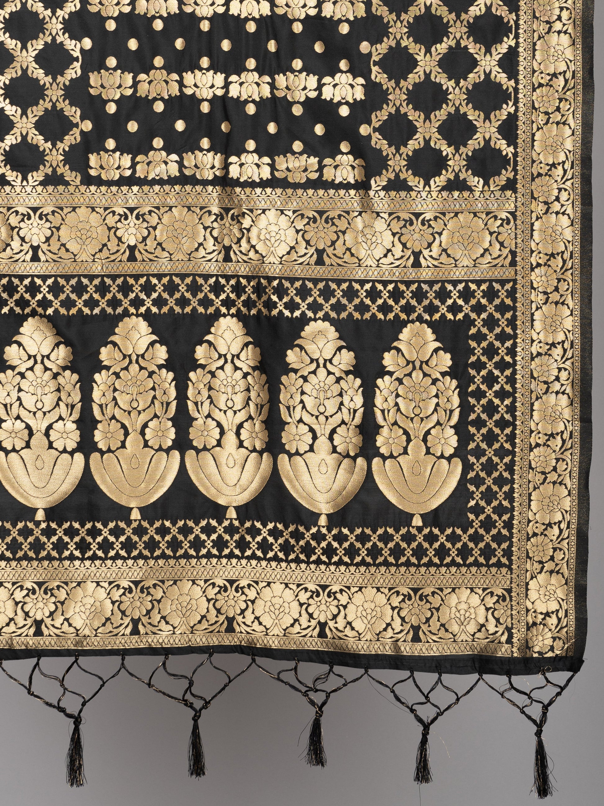 Banarasi Jacquard Weave Dupatta (BSD-17) | Ivaara.