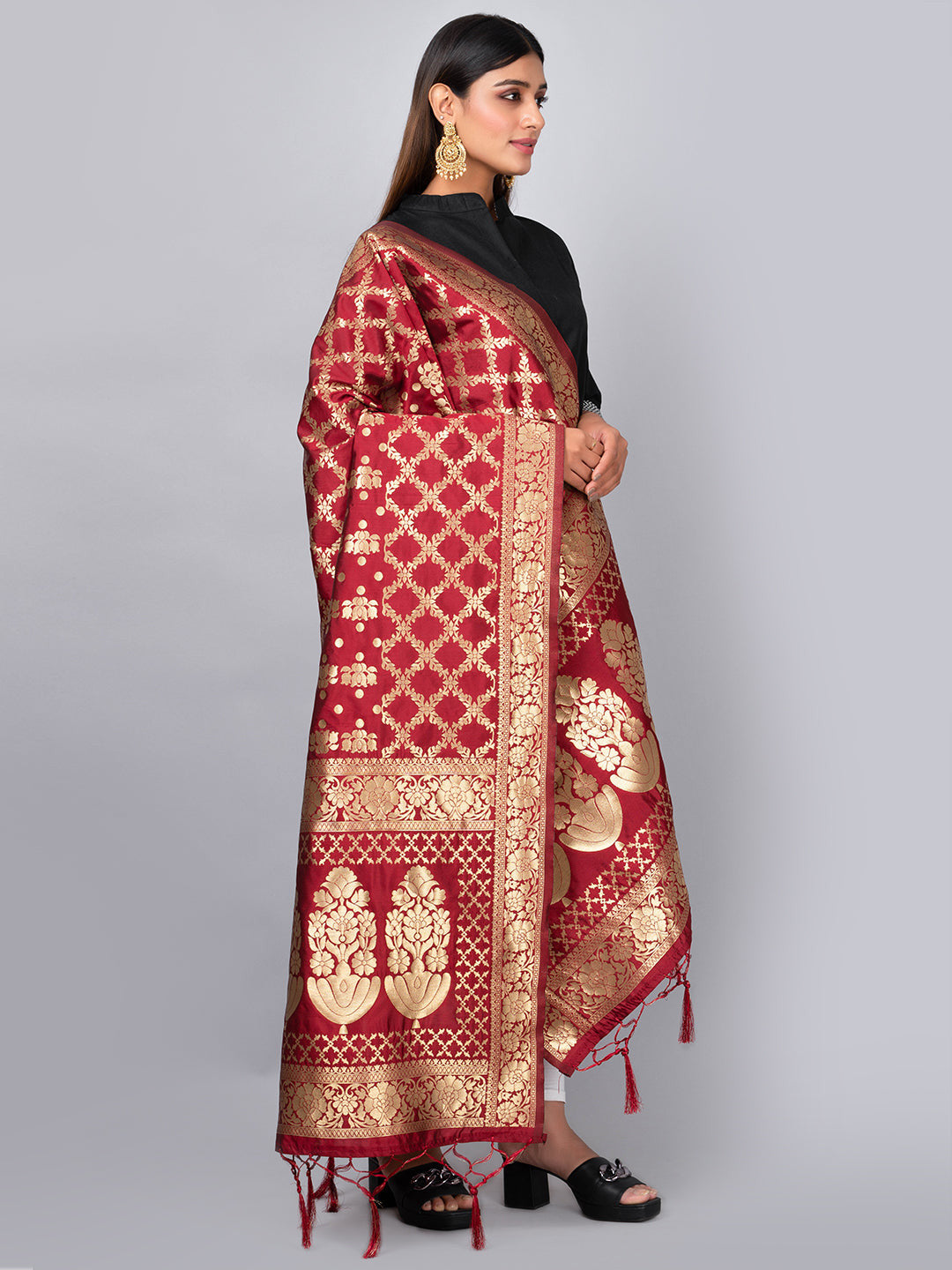 Banarasi Jacquard Weave Dupatta (BSD-21).