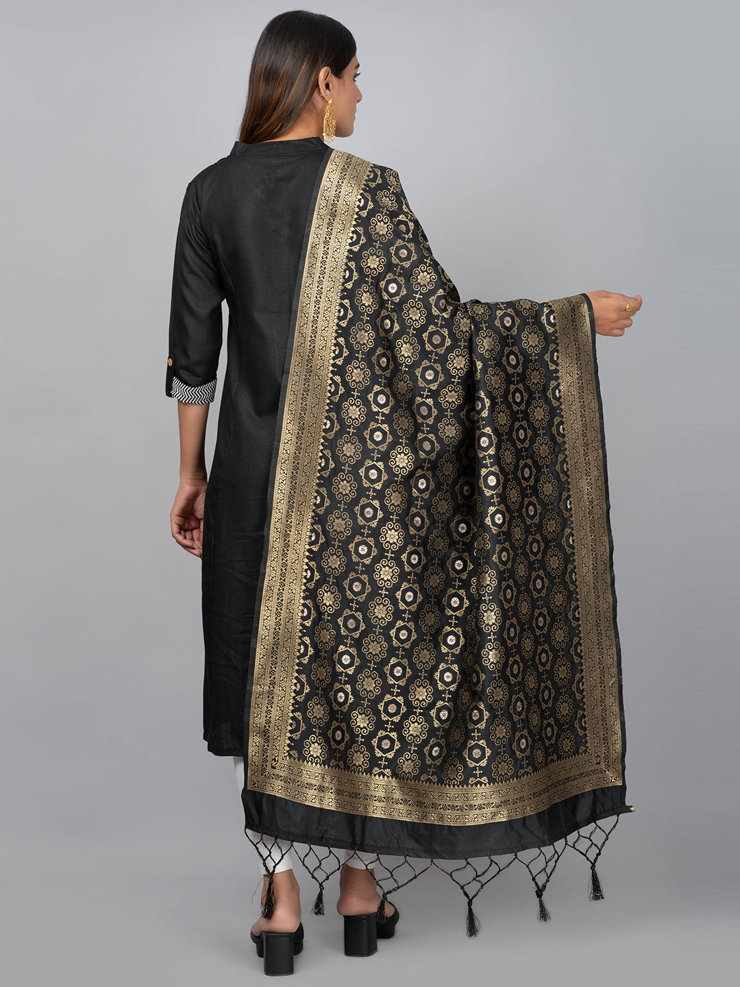 Banarasi Jacquard Weave Dupatta (BSD-22) | Ivaara.