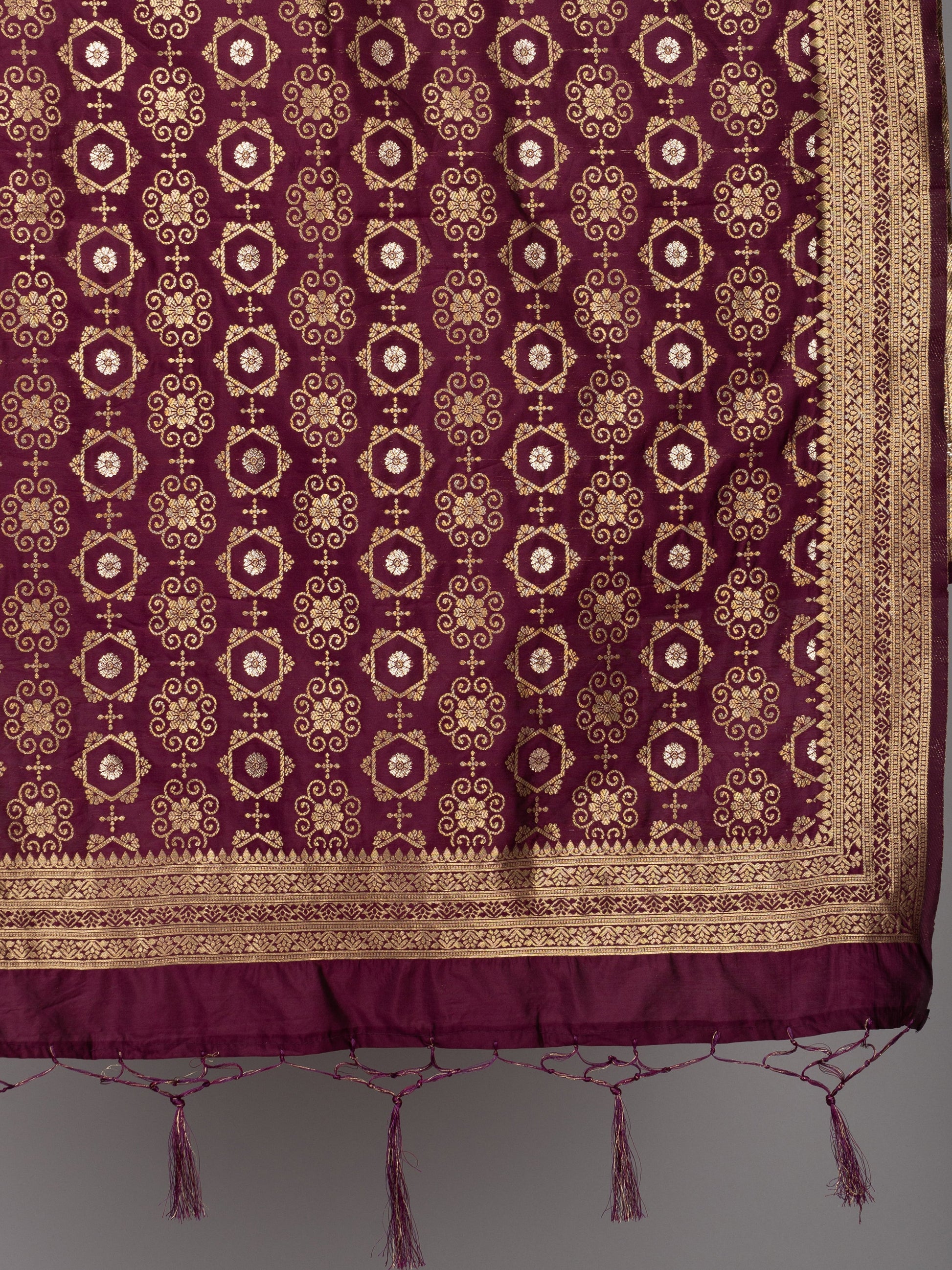 Banarasi Jacquard Weave Dupatta (BSD-8) | Ivaara.