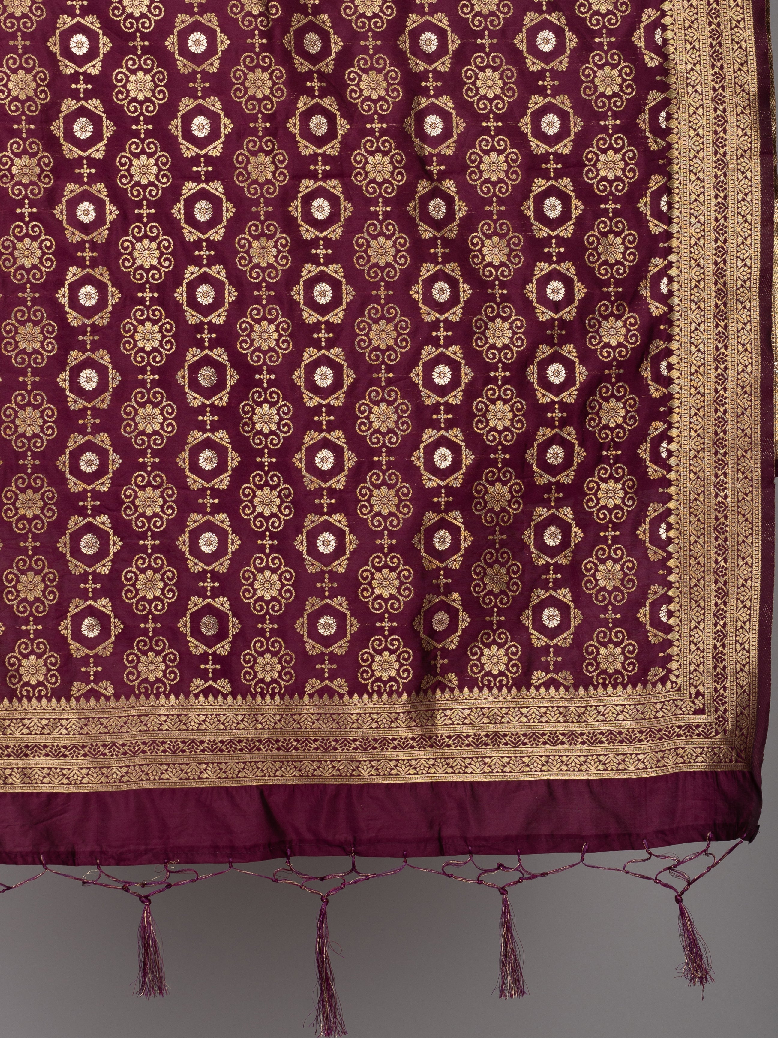 Banarasi Jacquard Weave Dupatta (BSD-8) | Ivaara.