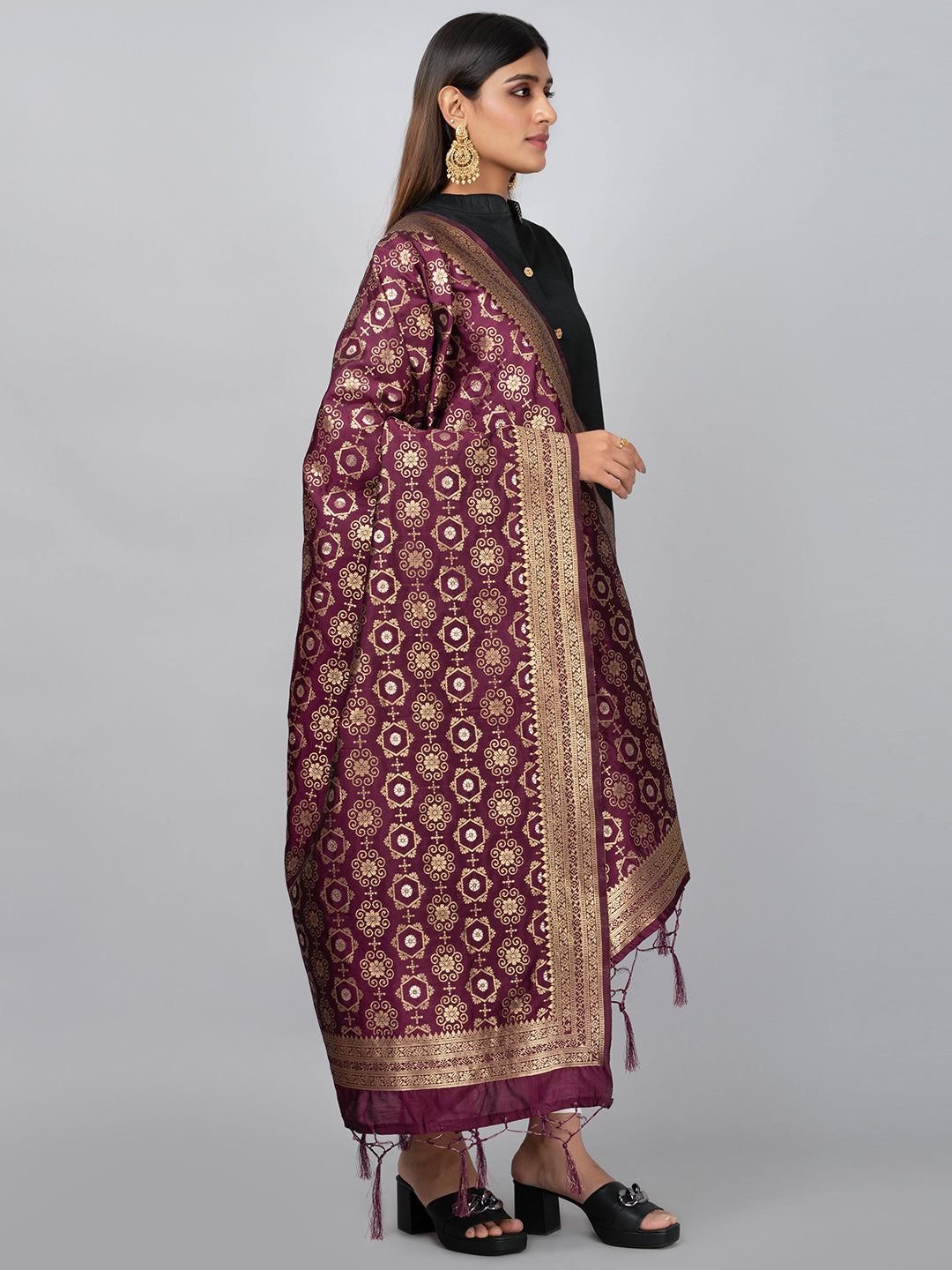 Banarasi Jacquard Weave Dupatta (BSD-8) | Ivaara.