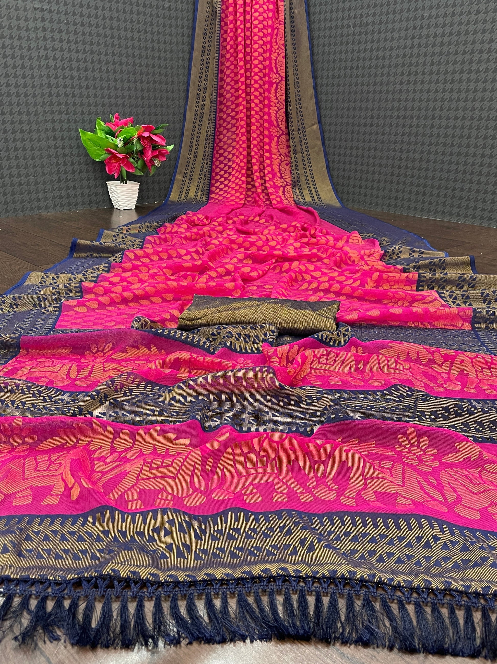 Chiffon Cotton Blend Brasso Pink Printed Saree with Blouse | Ivaara.