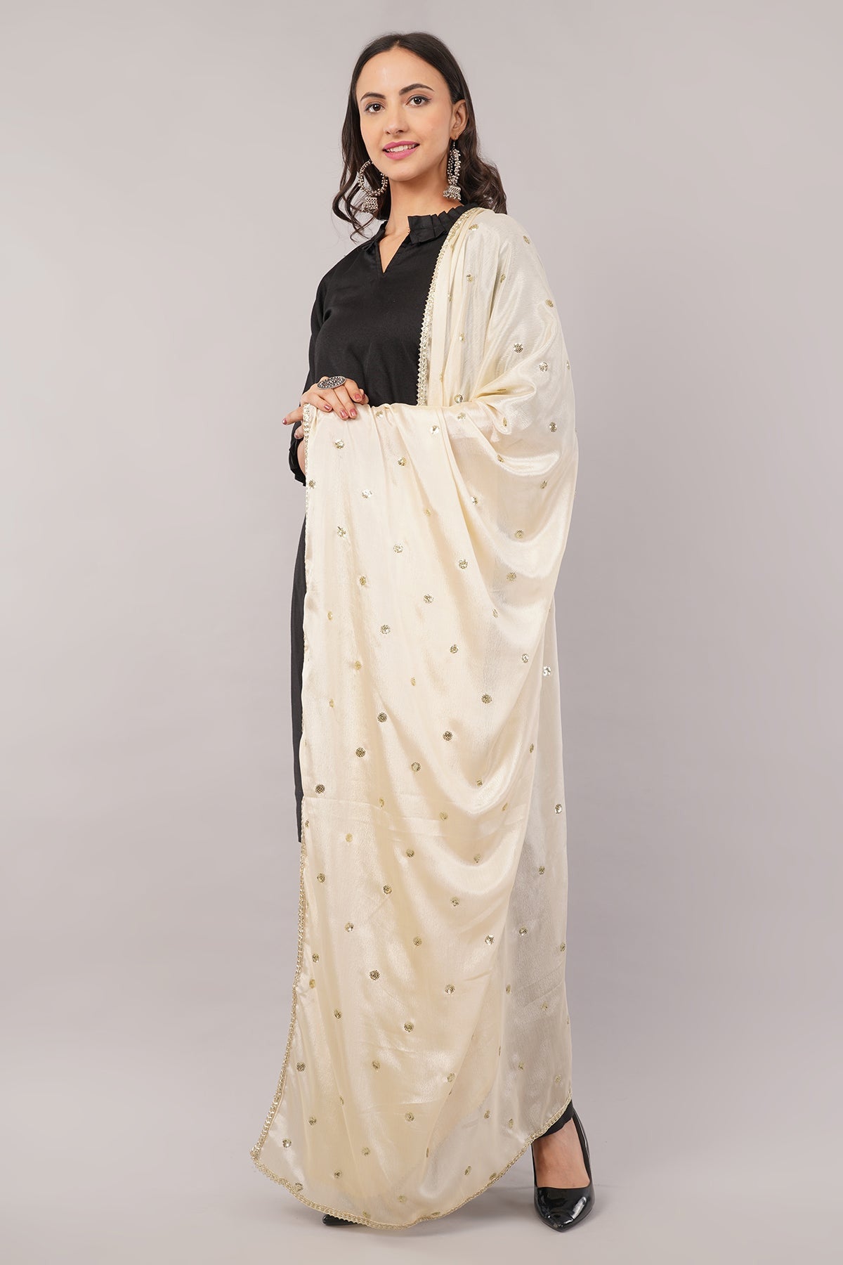 Chinnon Butti Dupatta Cream (CD9) – Embroidered Dupatta for Women.