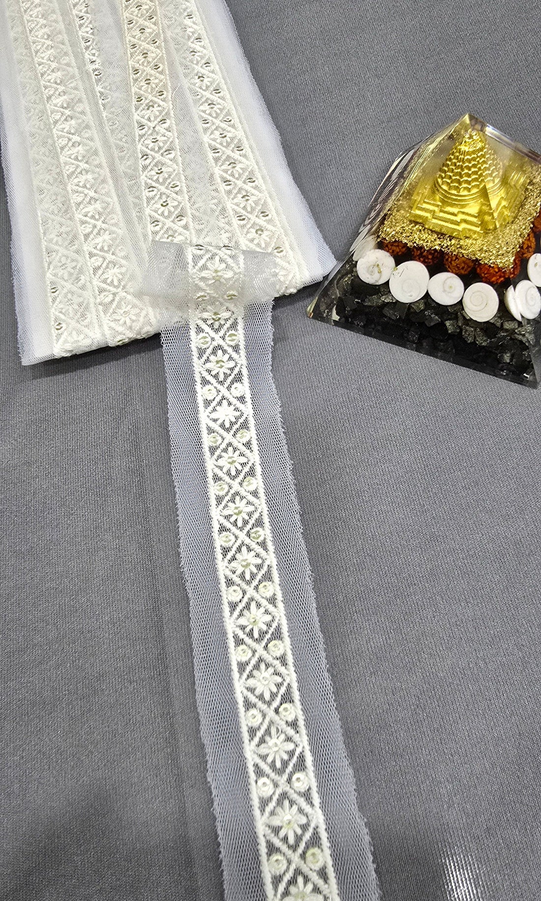 Cotton Dyeable Embroidered Lace (L-7165) (9mtrs) | IVAARA.