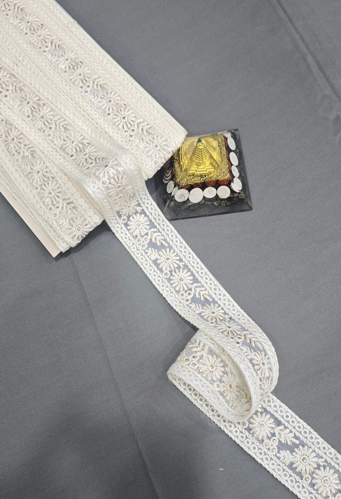 Cotton Dyeable Embroidered Lace (L-7256) (9mtrs) | IVAARA.