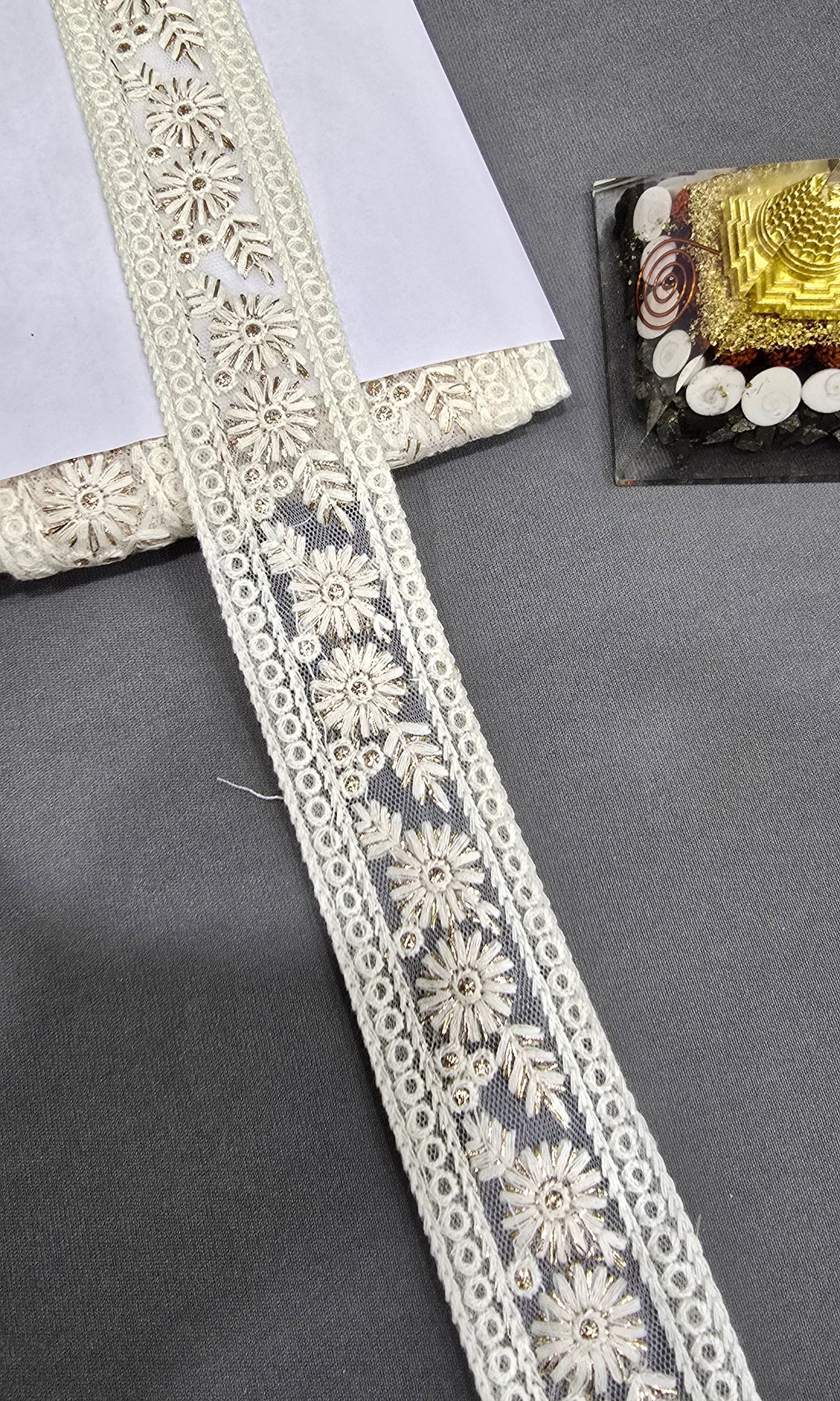 Cotton Dyeable Embroidered Lace (L-7256) (9mtrs) | IVAARA.