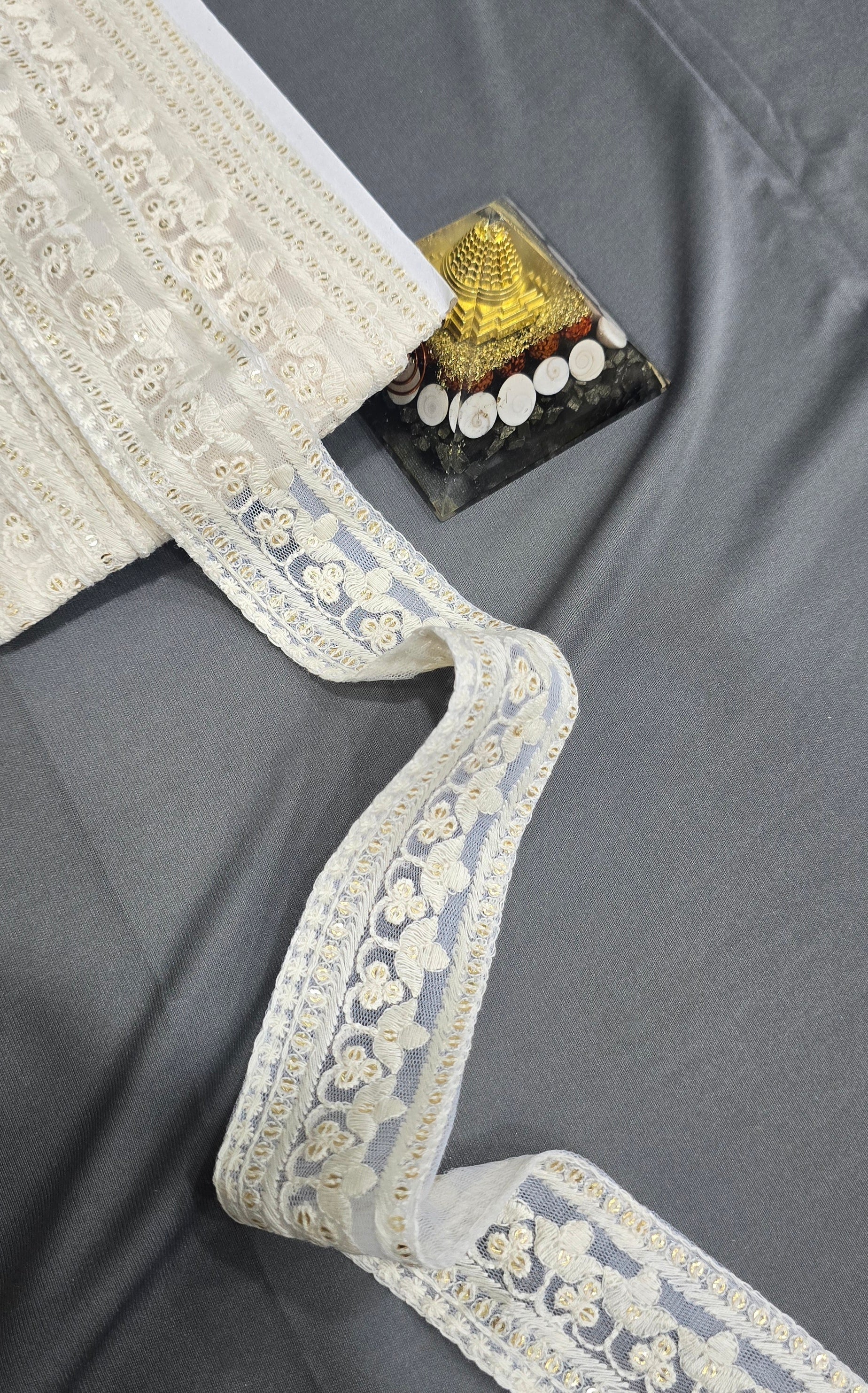 Cotton Dyeable Embroidered Lace (L-7276) (9mtrs) | IVAARA.