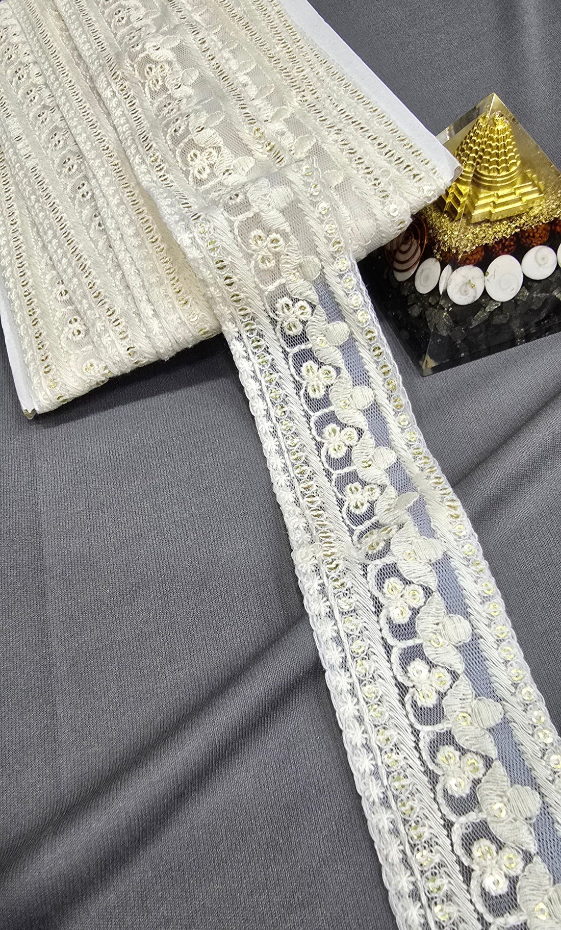 Cotton Dyeable Embroidered Lace (L-7276) (9mtrs) | IVAARA.