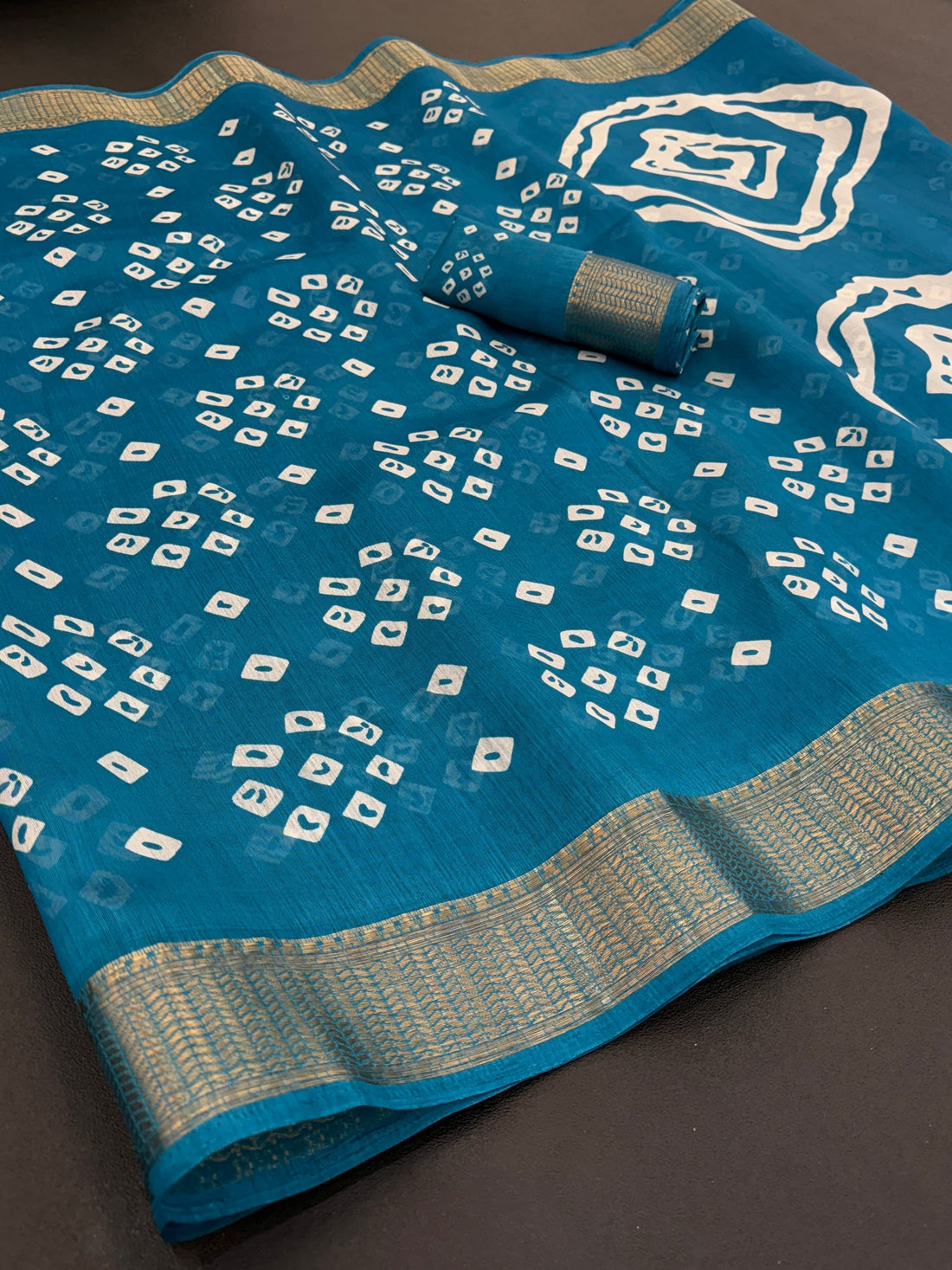 Cotton Blend Dobby Bandhej Printed Teal Blue Saree with Blouse – 6 Meter | Ivaara.