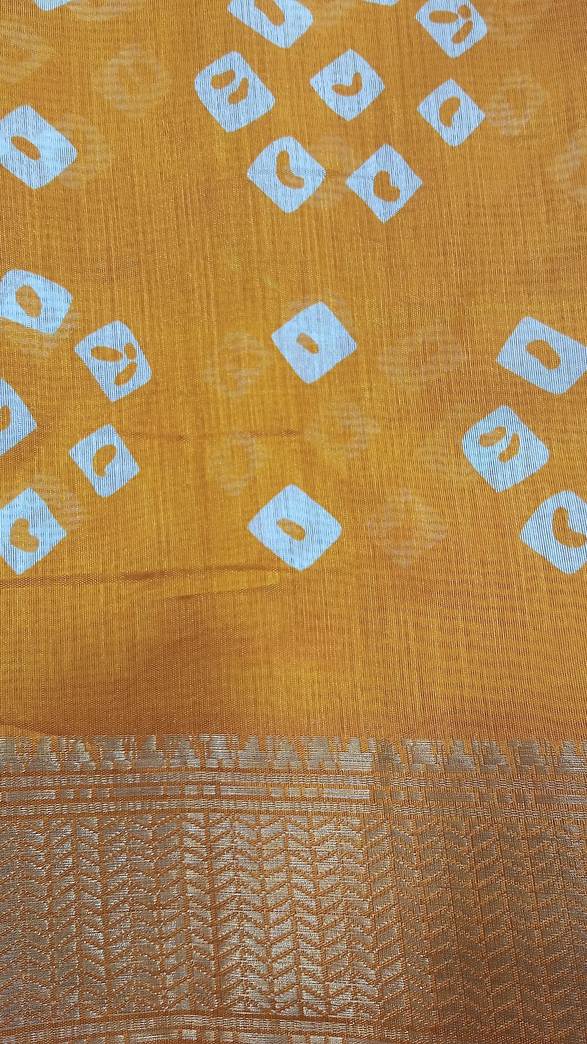 Cotton Blend Dobby Bandhej Printed Yellow Saree with Blouse – 6 Meter | Ivaara.
