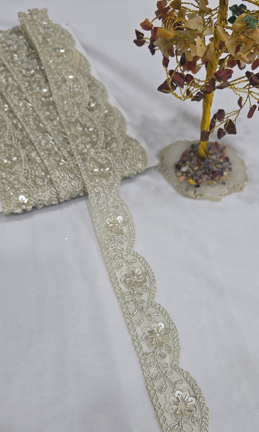 Handwork lace (L-7121) (9mtrs) | IVAARA.