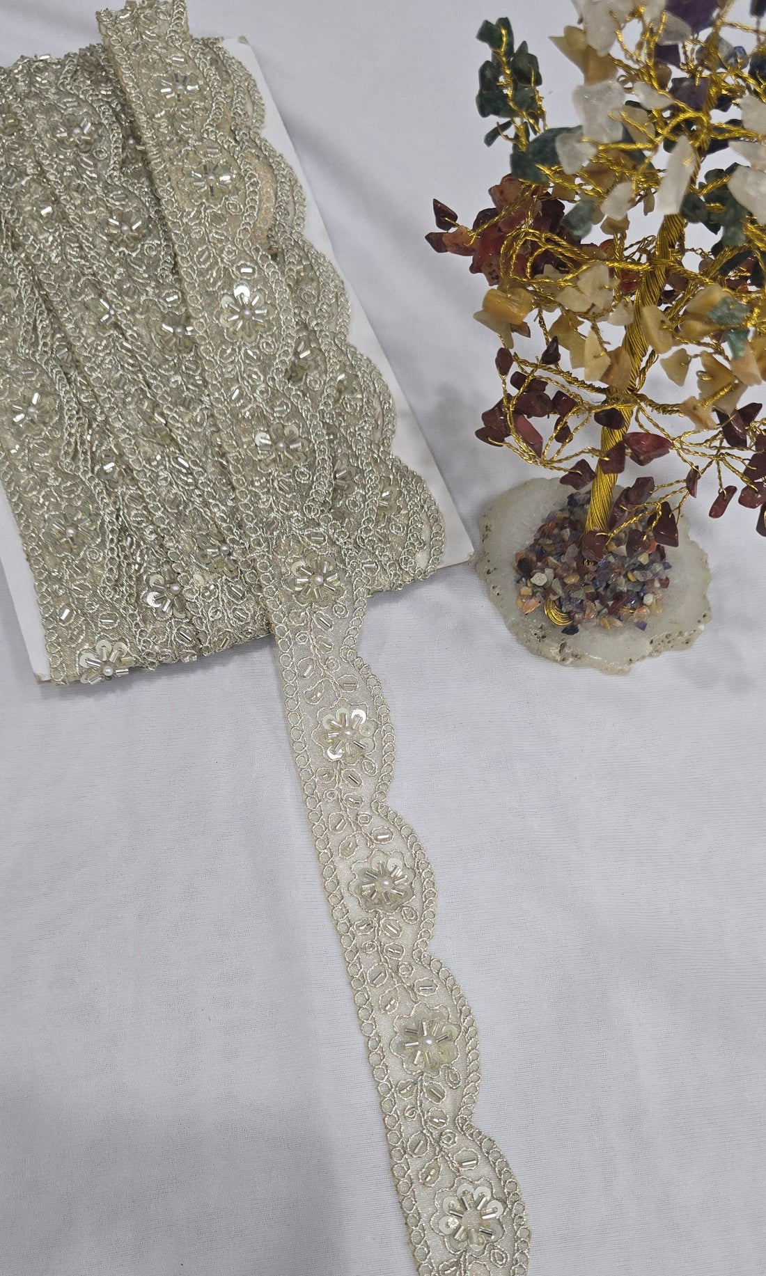 Handwork lace (L-7121) (9mtrs) | IVAARA.