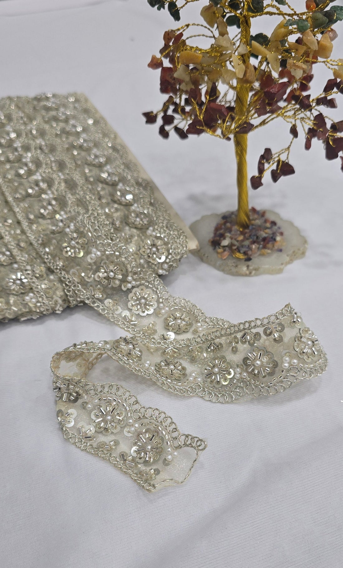 Handwork lace (L-7061) (9mtrs) | IVAARA.