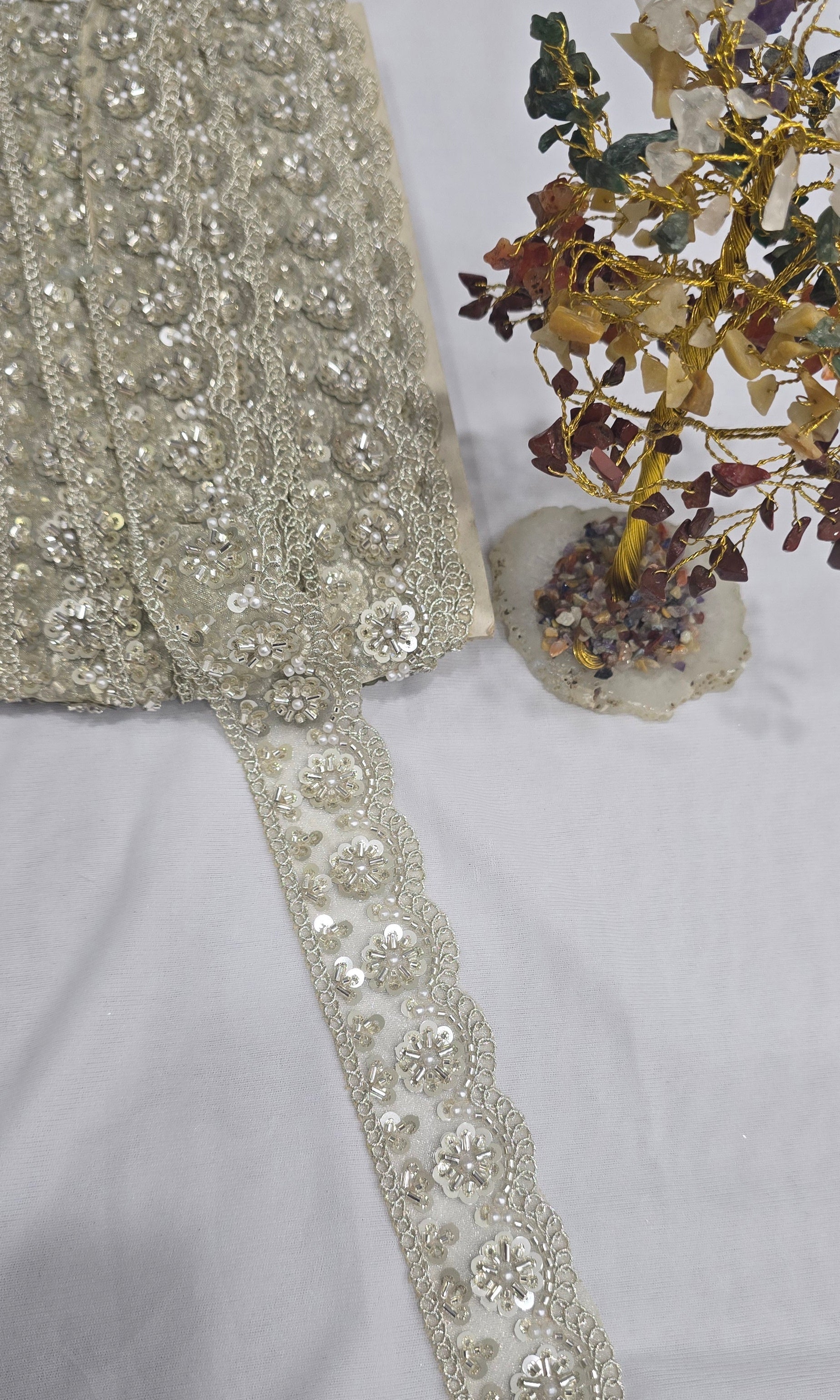 Handwork lace (L-7061) (9mtrs) | IVAARA.