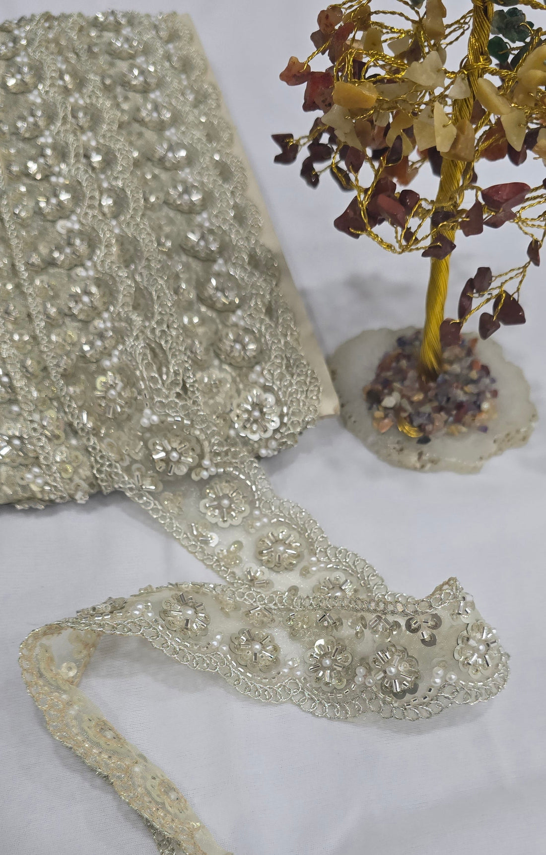 Handwork lace (L-7061) (9mtrs) | IVAARA.