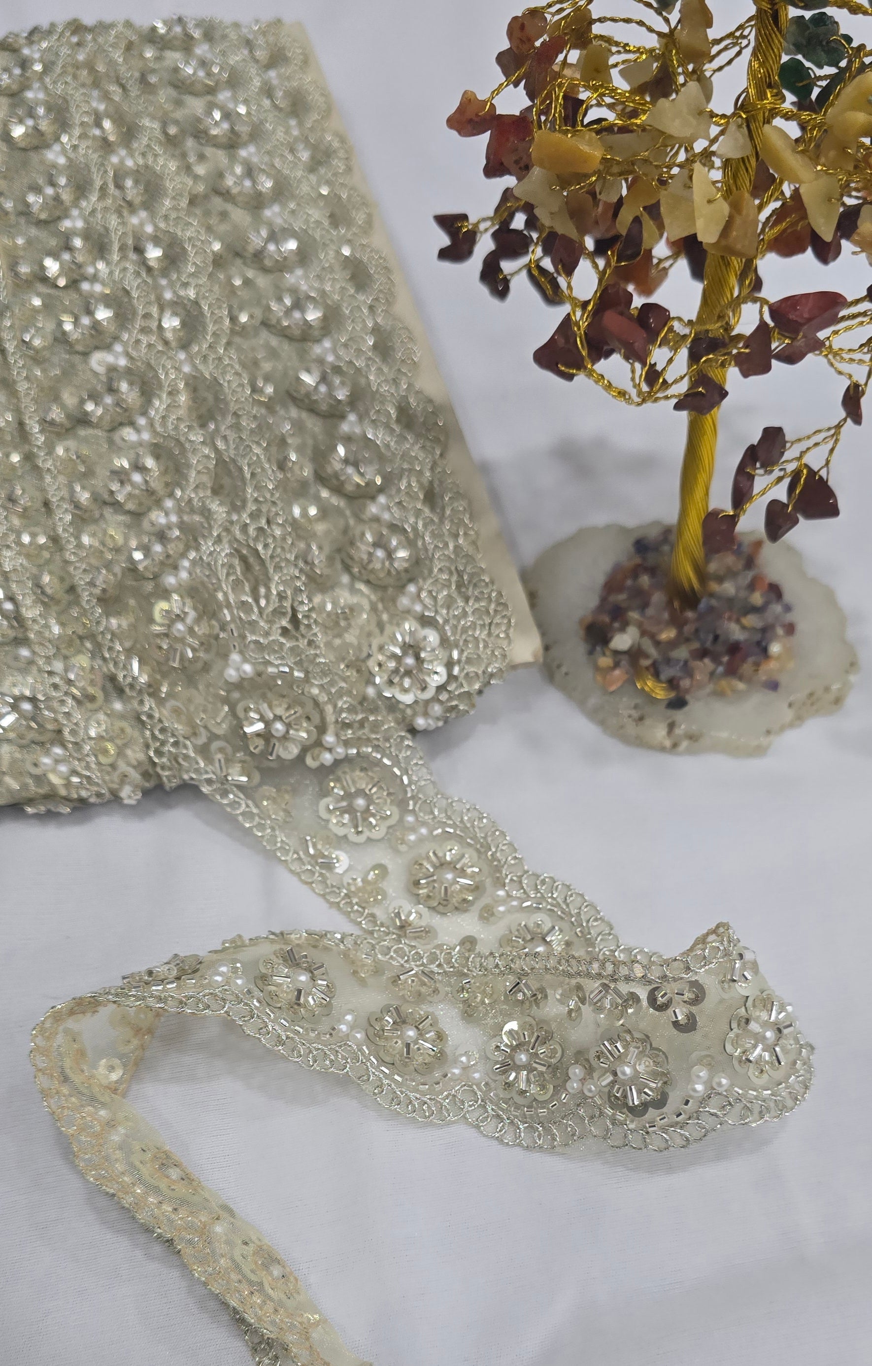 Handwork lace (L-7061) (9mtrs) | IVAARA.