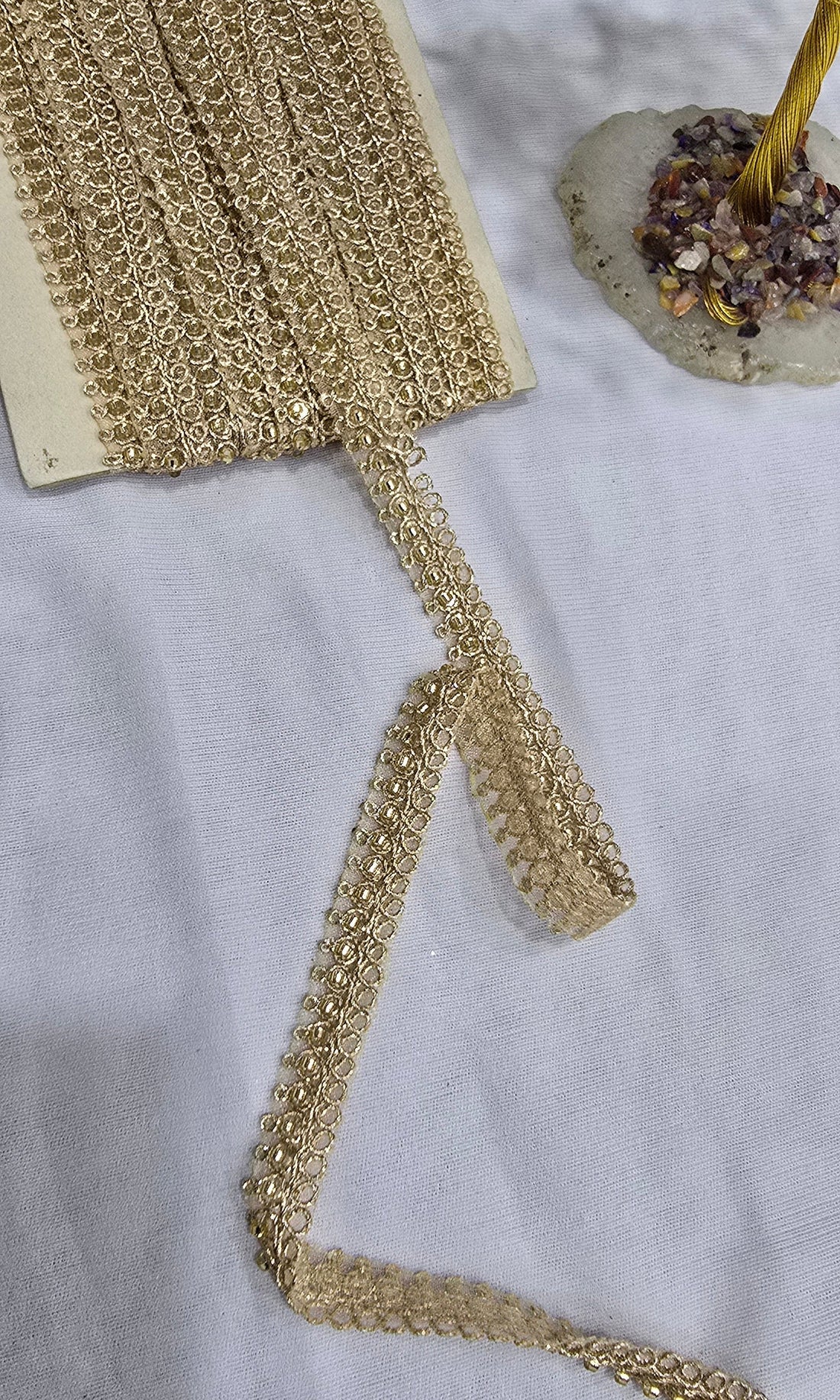 Handwork lace (L-6576) (9mtrs) | IVAARA.