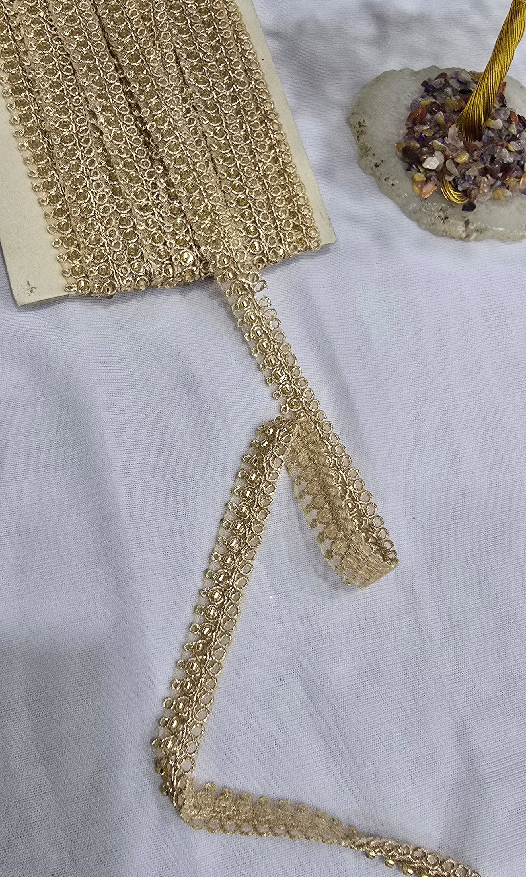 Handwork lace (L-6576) (9mtrs) | IVAARA.