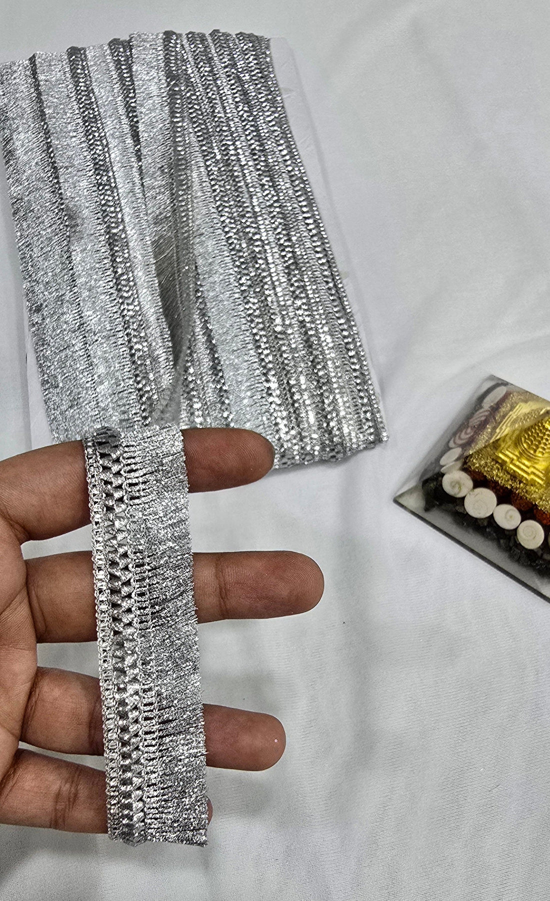 Jhalar Lace (R-9863S) (18mtrs) | IVAARA.