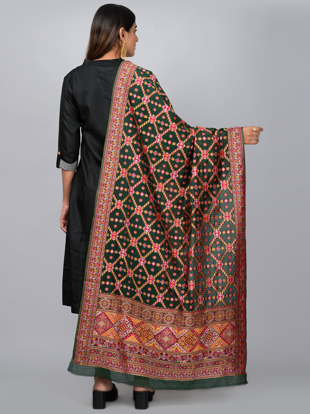 Kashmiri Women Fancy Dupatta (KWD-5) | Ivaara.