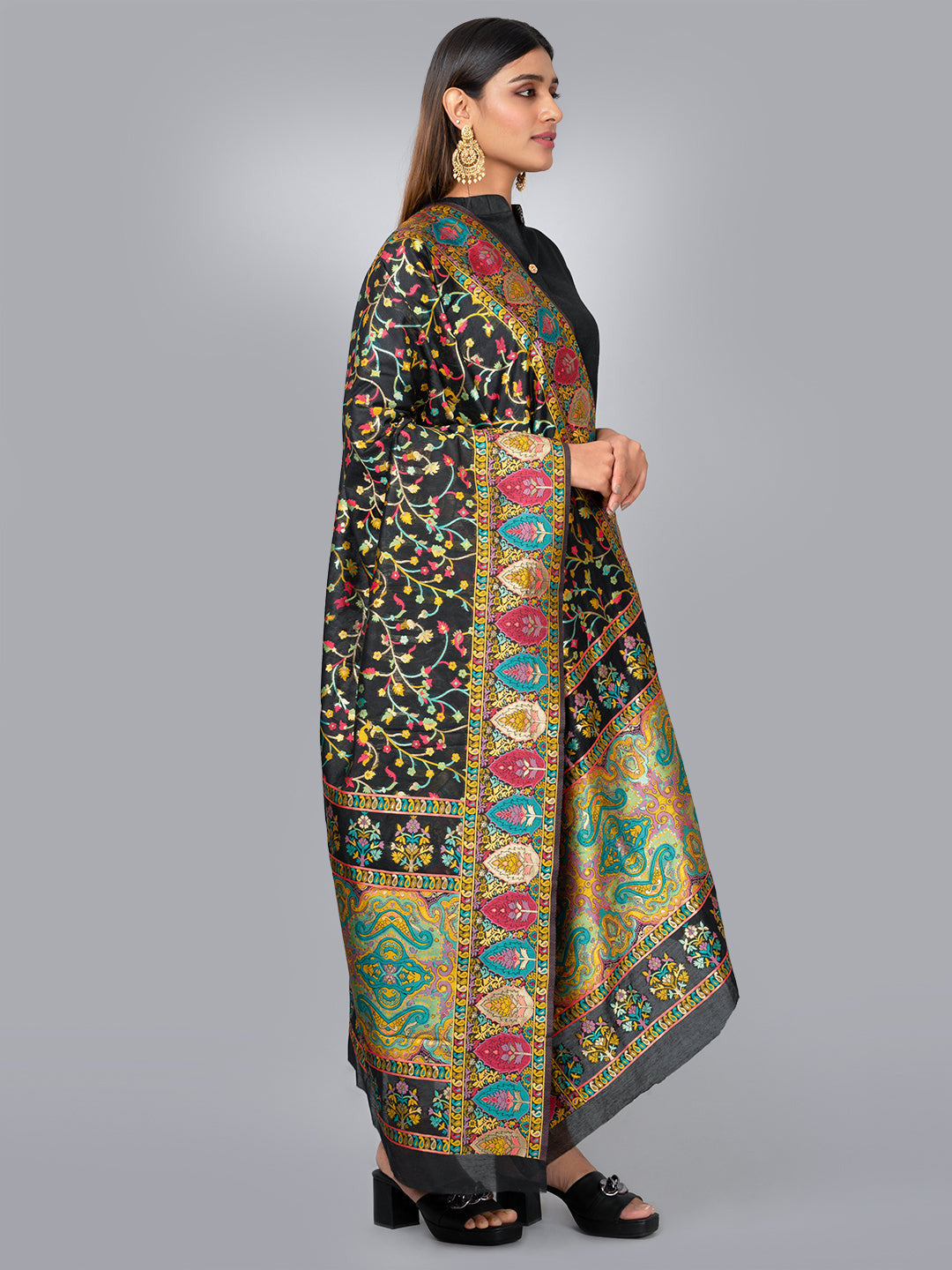 Kashmiri Women Fancy Dupatta (KWD-8) | Ivaara.