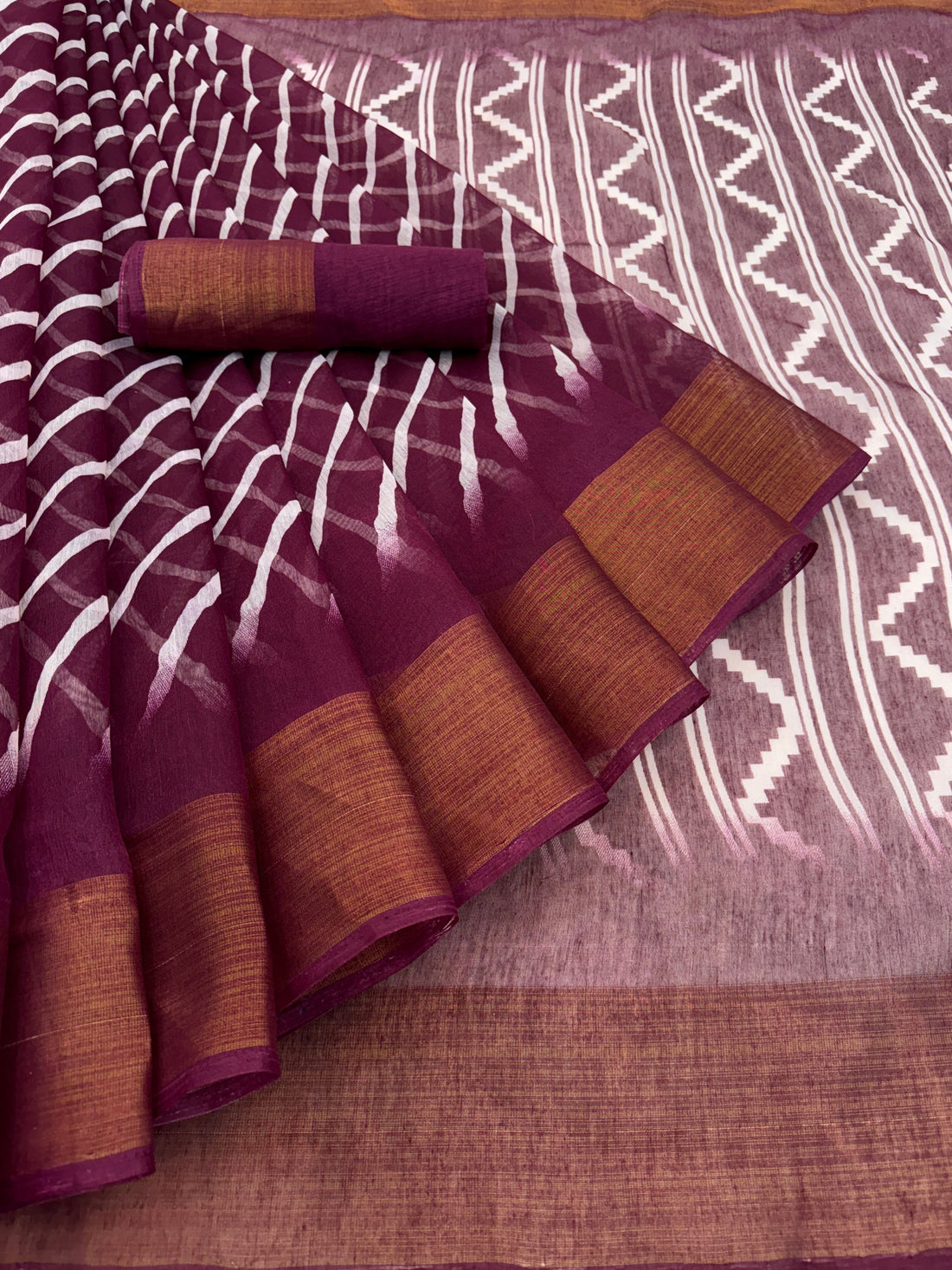 Zarina Leheriya Wine Cotton Saree | Ivaara's Gifting Collection.
